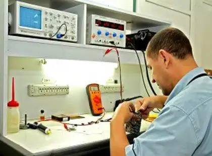 Eletrônica Industrial – Fundamentos Essenciais Eletrônica Industrial – Fundamentos Essenciais