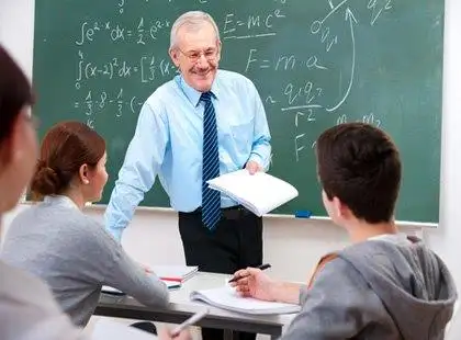 Metodologias de Ensino para Professores do Ensino Médio Metodologias de Ensino para Professores do Ensino Médio